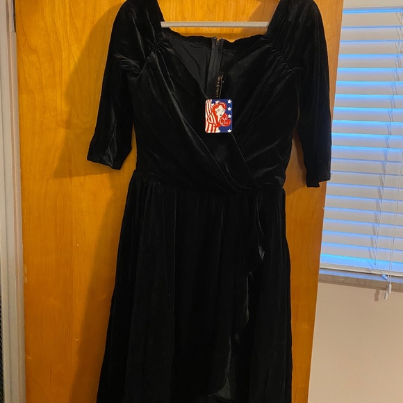 Monica Swing Dress - Picture 1 of 4